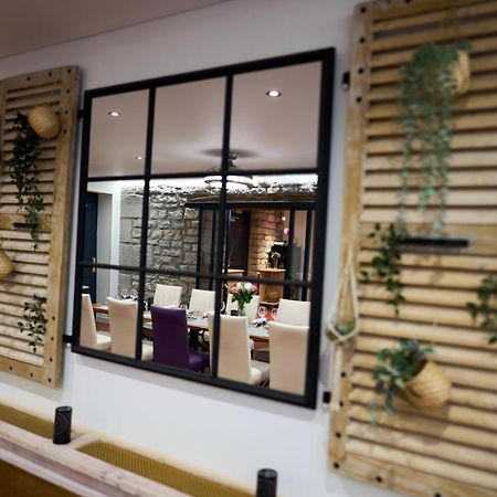 Hotel Restaurant Vertfeuille Arc-et-Senans Εξωτερικό φωτογραφία